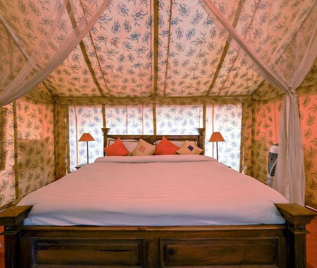 Luxury Desert Camping Experience in Jaisalmer